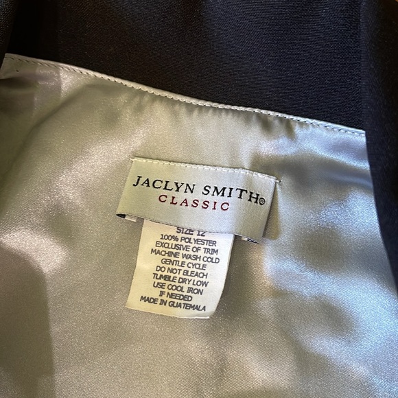 Pantsuit size 12, long blazer - Picture 3 of 3